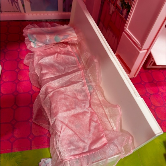 Vintage Barbie Fold ‘N Fun Home Dream House 1992 Mattel - Picture 10 of 11